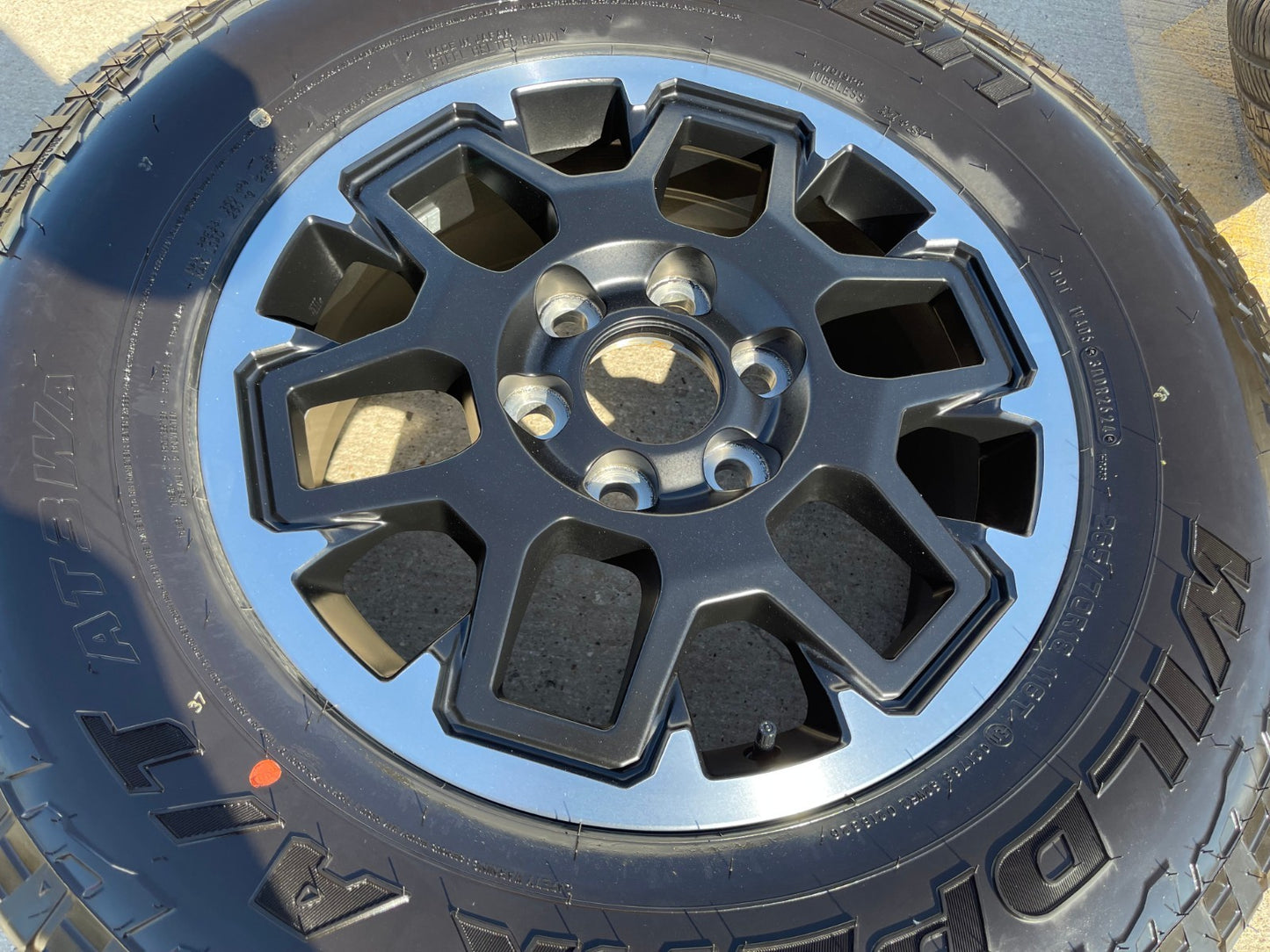 18" Toyota Tacoma 4Runner TRD OEM 94199 wheel rim tire 2024 2025 2026 NEW