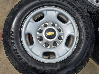 17" Chevy Silverado GMC Sierra 2500 OEM 8095 wheels rims tires A/T GREAT TREAD!!