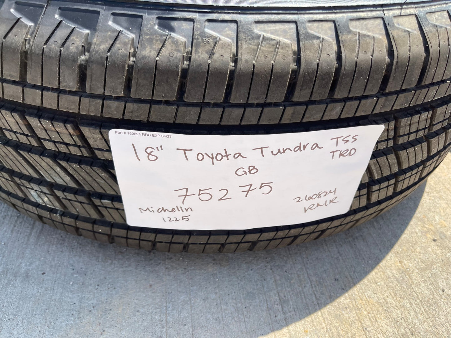 18" Toyota Tundra TSS TRD OEM 99083 75275 wheels rims Sequoia LX600 MICHELIN NEW