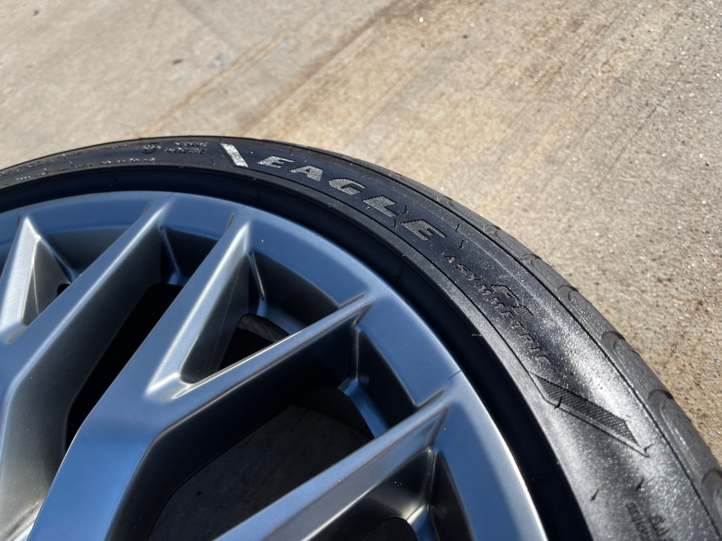20" Ford Mustang GT OEM 10609 wheel rim tire 2020 2021 2022 2023 2024 2025