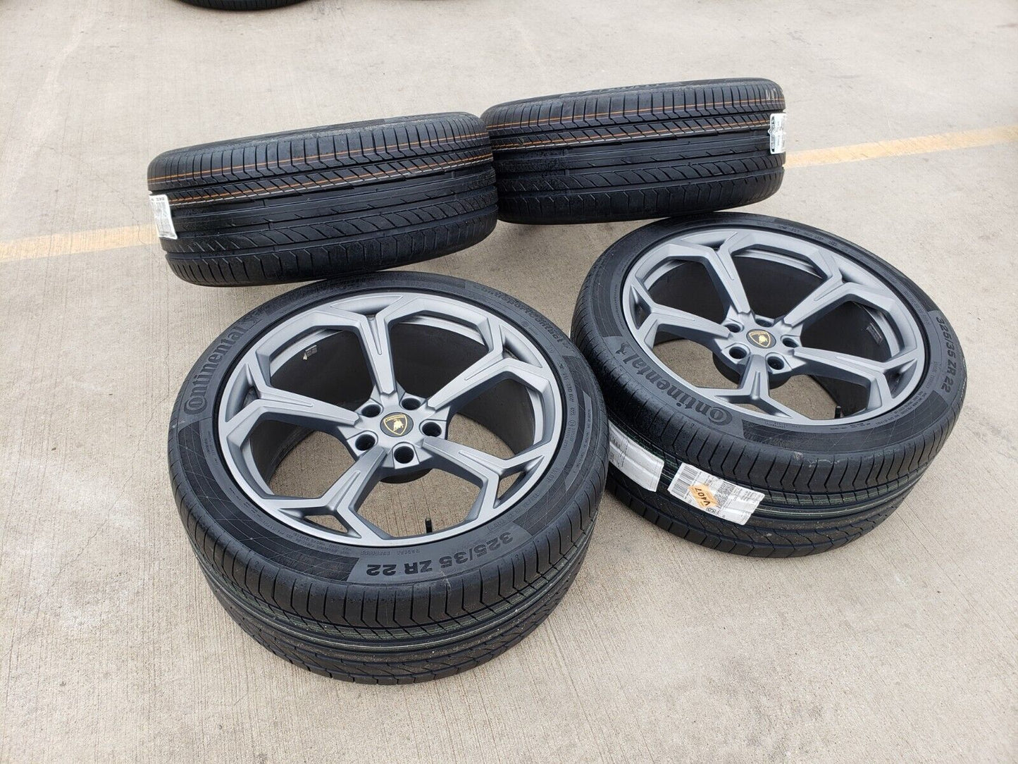 22" Lamborghini Urus OEM wheels rims gray Taigete 2022 2023 2024 2025 2026 NEW