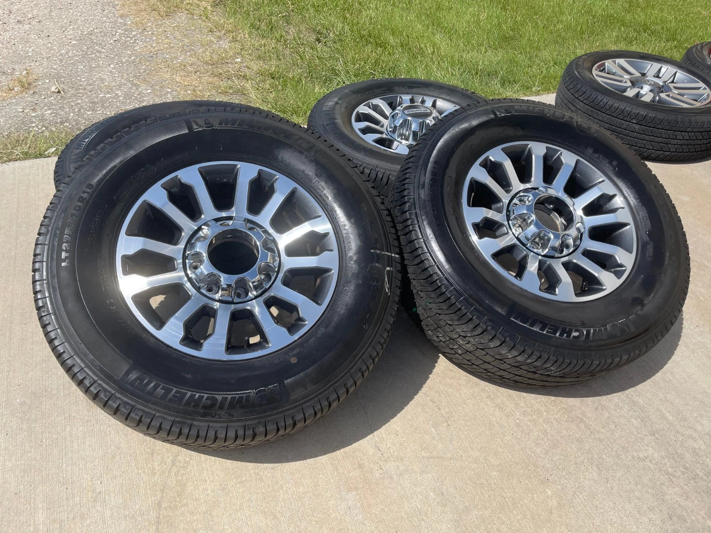 18" Ford F-250 F-350 OEM Lariat FX-4 rims wheels 10289 tires MICHELIN