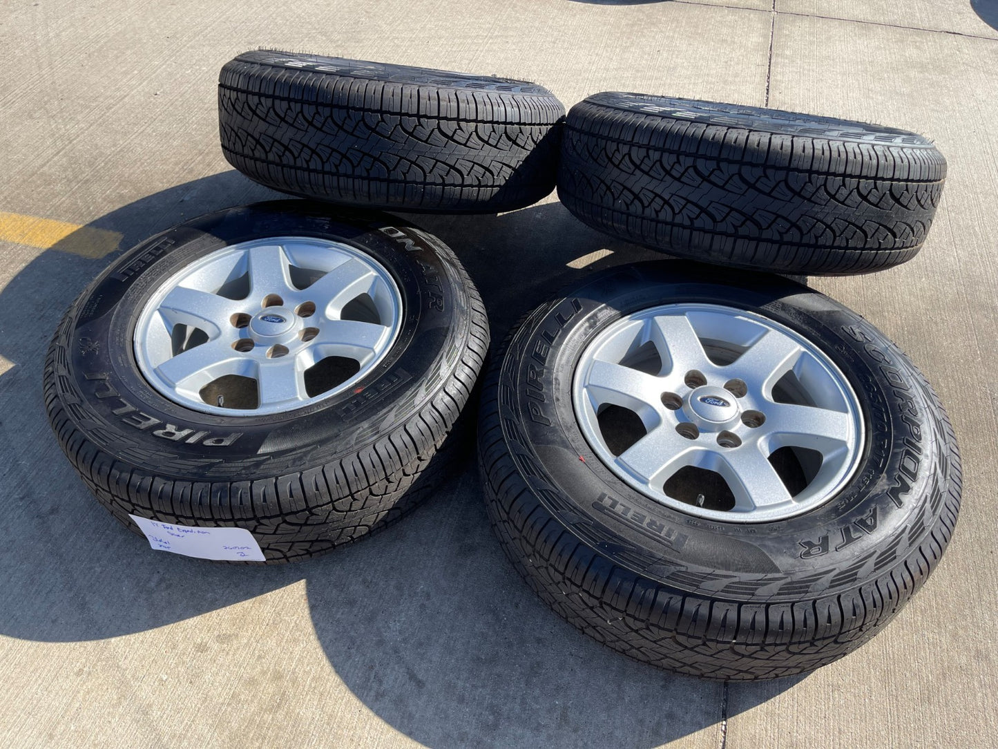 17" Ford F-150 Expedition OEM rims wheels 3661 tires NEW PIRELLI A/T