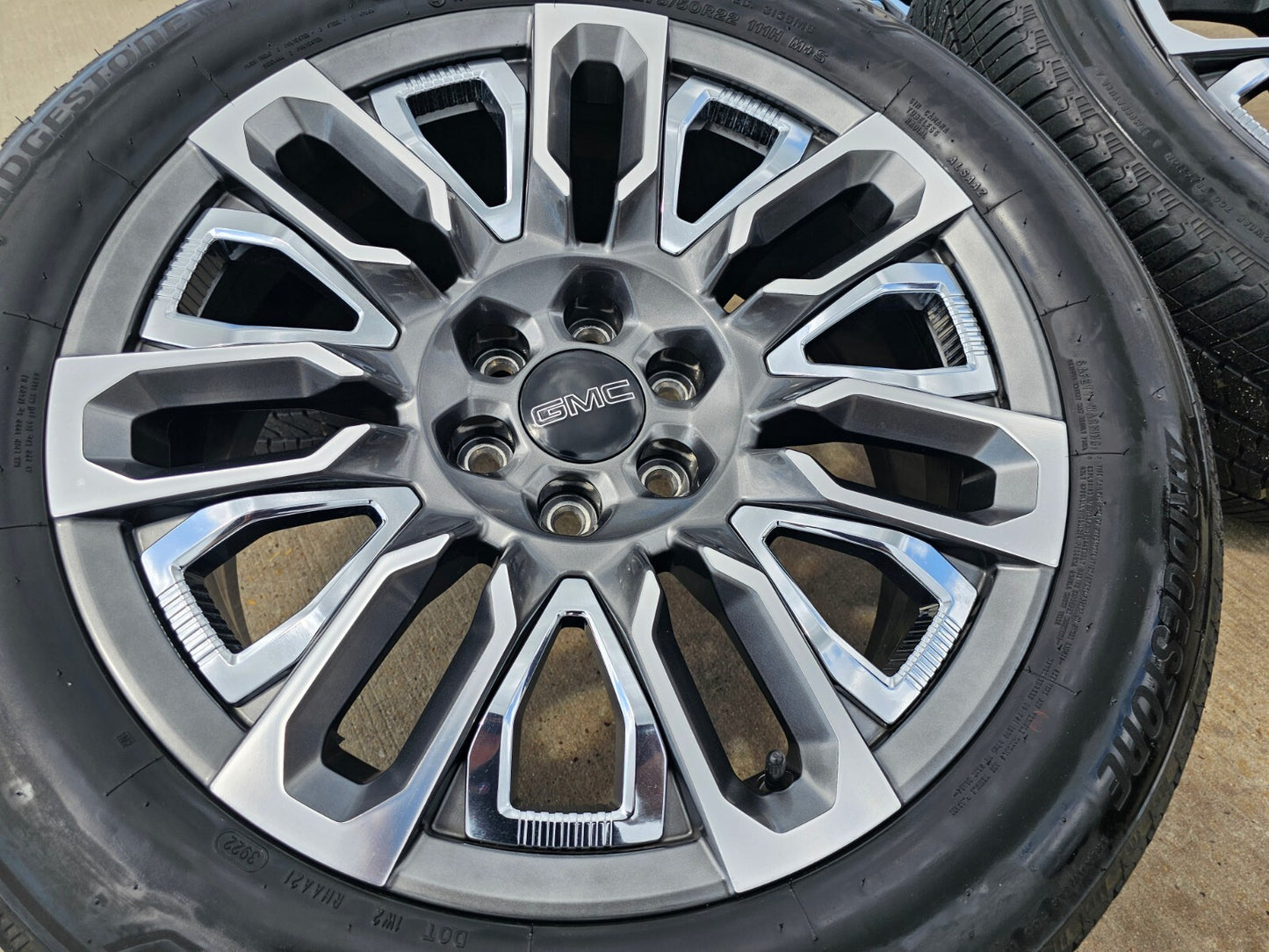 22" GMC Yukon Chevy Tahoe Escalade OEM 95486 wheels rims 2022 2023 2024 2025