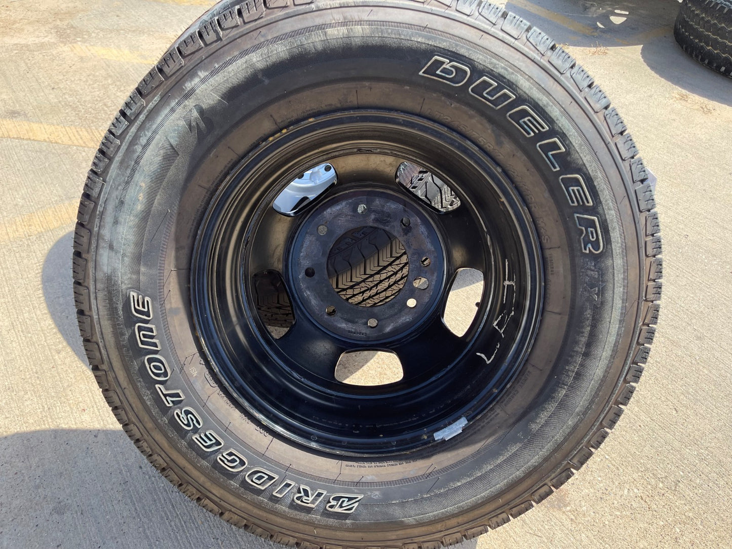 17" Dodge Ram 3500 Dually 8x200 wheel rim 2703 2704 OEM 2022 2023 2024 2025 2026