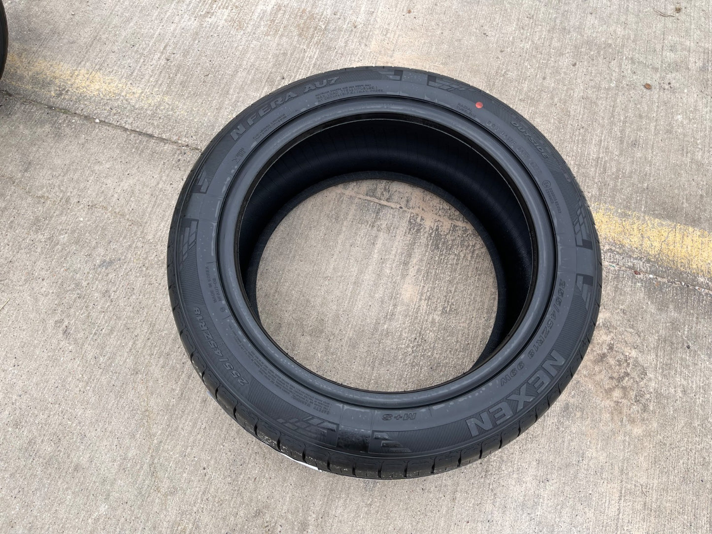 (1) 255/45/18 Nexen N'Fera AU7 A/S tire 255/45R18 99W NEW