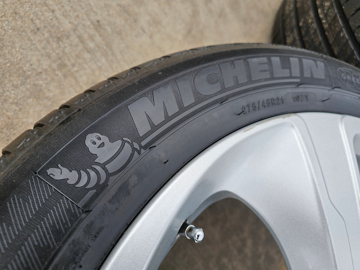 21" Land Rover Autobiography OEM 72318 72319 Range wheels rims MICHELIN